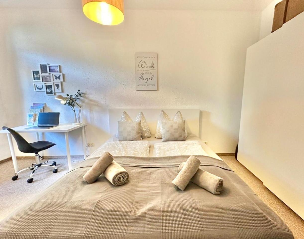 Appartement "Stadtgefluester" Im Zentrum, Inkl Stellplatz, 2 Betten, Babybett, Balkon, Gratis Kaffee Und Tee, Wlan Bautzen Exterior photo